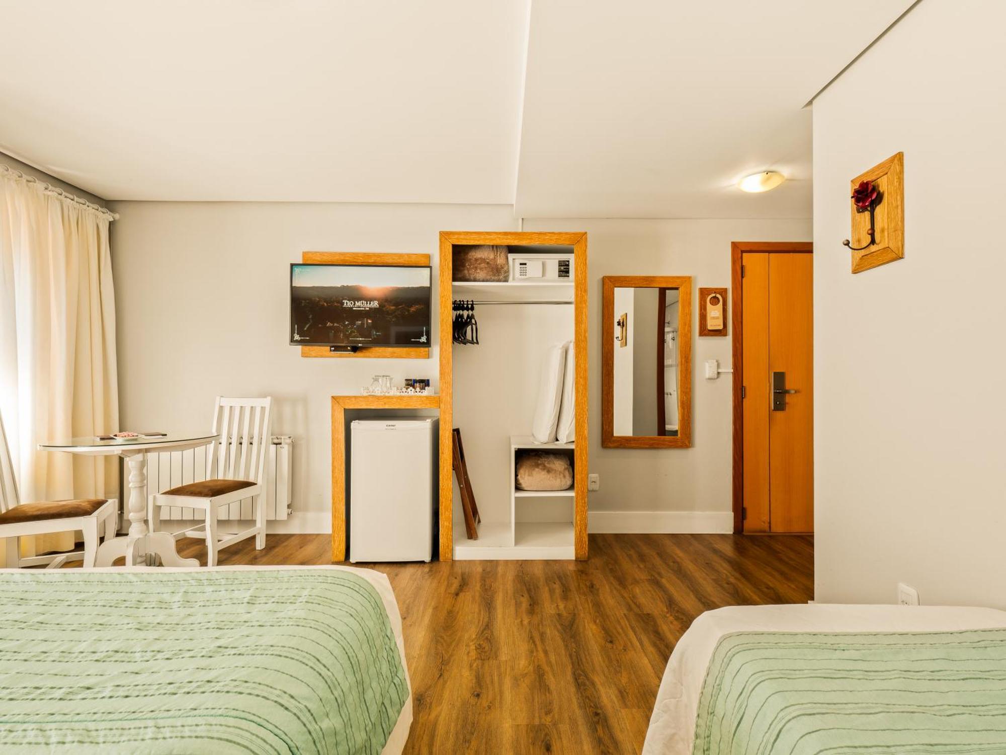 Tio Mueller Inn